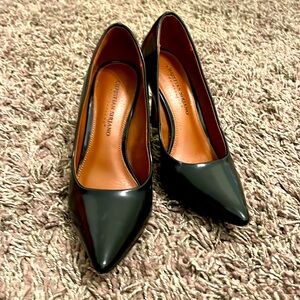 Fair condition, when wearing, the flaws are not visible at all